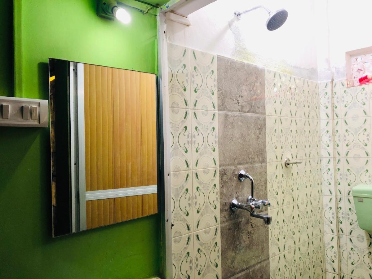 Savitri Guest House Arambol Extérieur photo